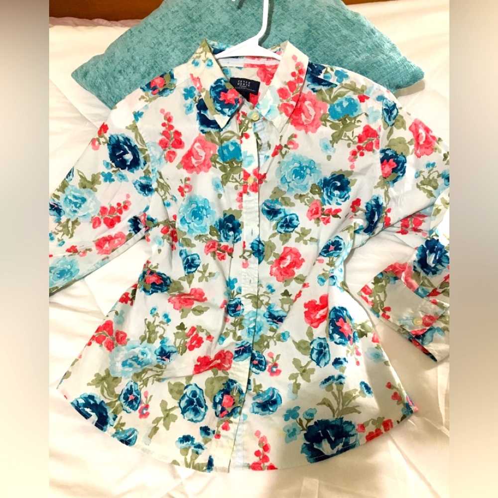 Crazy Horse | 100%Cotton floral button down Top